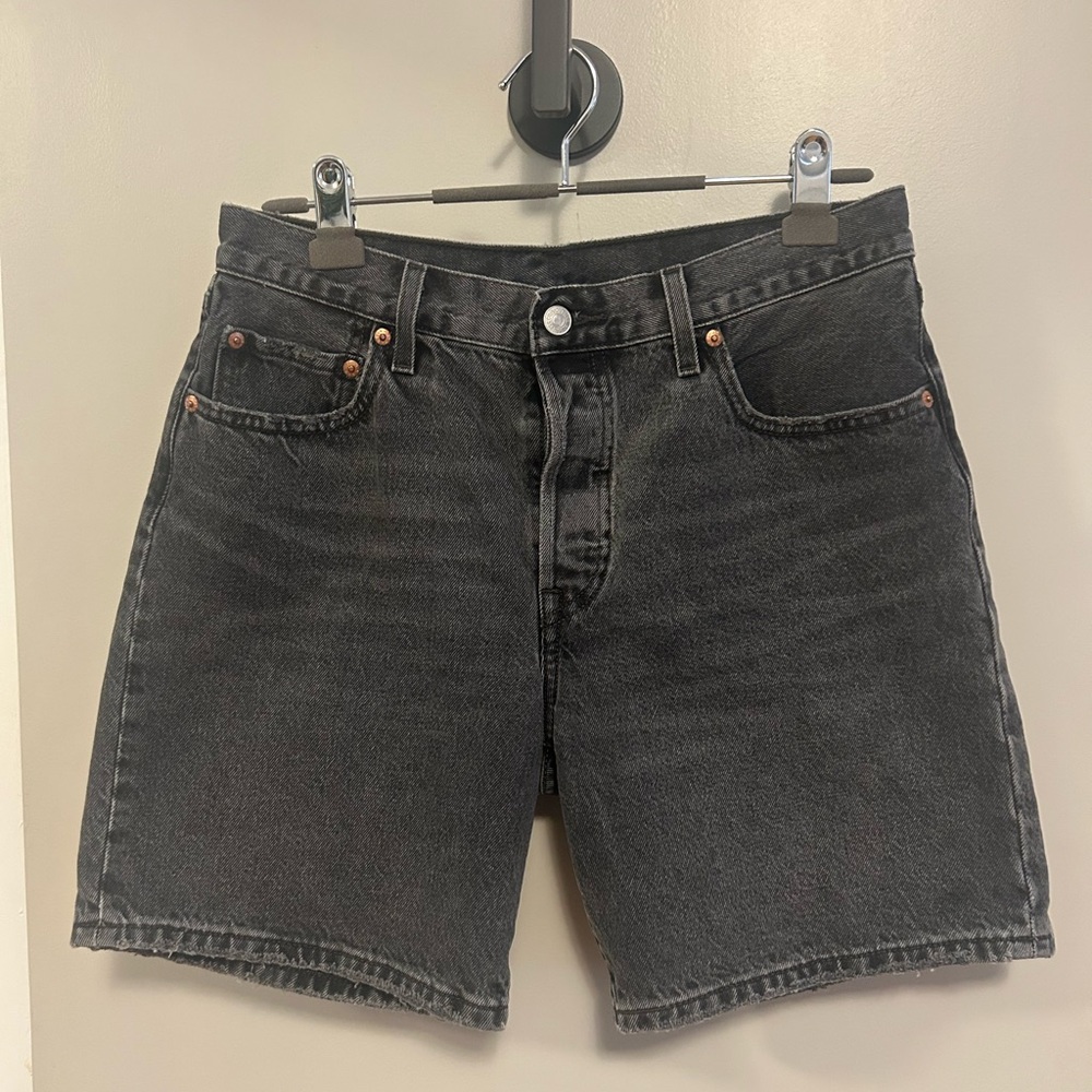 Levi's Black 501 Women's Jean shorts
